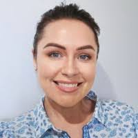 Karin Ditchfield's Instagram, Twitter & Facebook