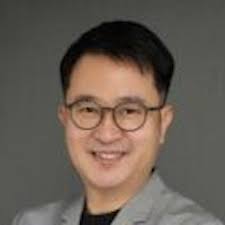 還原香港昔日的色彩：讀Otto Lam: Old Hong Kong in Colour