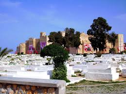 Monastir, also called mistīr, is a city on the central coast of tunisia, in the sahel area, some 20 kilometres (12 miles) south of sousse and 162 kilometres (101 miles) south of tunis. Tunesische Impressionen