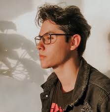 Ian Sandoval (@ian.san.94) • Facebook