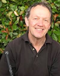 Say sim nice about Kevin whately