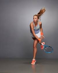 214 members in the womensportsnews community. Vondrousova Si Zahrala Na Modelku Pliskova Ukazala Rozpeti Cesky Zarily Na Foceni Pro Wta Ihned Cz