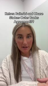 Kelsea Ballerini and Chase Stokes agreement? #outerbank #outerbanks  #kelseaballerini #chasestokes #outerbanksnetflix