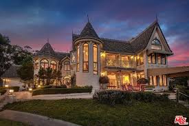 His cambridge house dates from 1883. Victorian Manor With Malibu Ocean Views For 7 Million Malibu Ca Patch