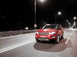 At edmunds we drive every car we review, performing road tests and competitor comparisons to help you find your perfect car. Range Rover Evoque Review Zigwheels