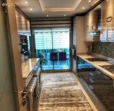 Örneğin mutfak masaları büyük dert. Kucuk Mutfaginizi Nasil Daha Kullanisli Hale Getirebilirsiniz Ev Gezmesi