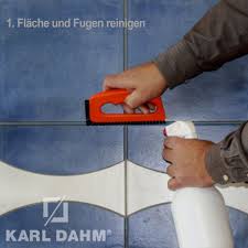 Das vollständige fliesenbild zeigt sich erst mit der verfugung. Fugen Farben Fugen Erneuern Mit Fugenfarbe