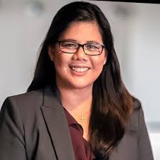 Always. Moving. St. Louis, here I come! ❤️ SEVEN years ago I made the life  changing decision to pack up my life, toss it into my Honda CR-V, and move  from my