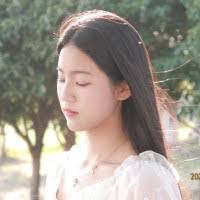 Sylvia Tong's Instagram, Twitter & Facebook