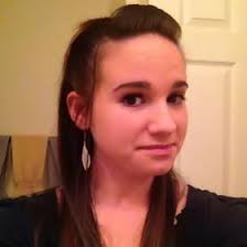 Dani Reeves (danielle122094)