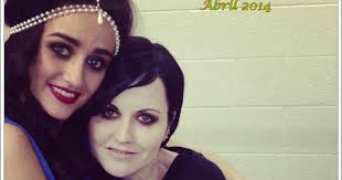 Kellie Lewis En Entrevista Recuerda Con Cariño A Su Mentora y Amiga Dolores  O'Riordan