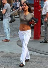 Michelle Rodriguez Hits The Gym After Ending Romance With Zac Efron Daily Mail Online