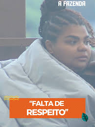 Flora critica brincadeira com espumas em 'A Fazenda'