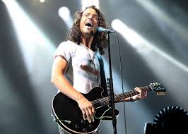 Eddie vedder remembers his friendship with chris cornell and tells howard about the grief he still has for the soundgarden frontman. After Chris Cornell S Death Only Eddie Vedder Is Left Let That Sink In The Washington Post