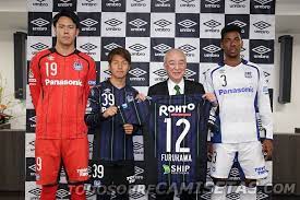 11' — удар от ворот. Gamba Osaka Kornfootballfonts