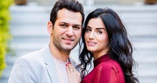كليب ماجد المهندس انا حنيت مع امل العوضي. Ù…Ø±Ø§Ø¯ ÙŠÙ„Ø¯Ø±ÙŠÙ… ÙˆØ²ÙˆØ¬ØªÙ‡ ÙŠØ³Ø±Ù‚Ø§Ù† Ø§Ù„Ø£Ù†Ø¸Ø§Ø± Ø¨Ø¬Ù„Ø³Ø© ØªØµÙˆÙŠØ± Ø¬Ø¯ÙŠØ¯Ø© Bitajarod Online Magazine