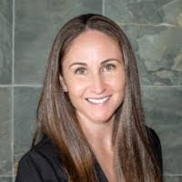 Laura Mitts's Instagram, Twitter & Facebook