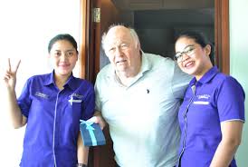 Nah, dengan demikian kita harus bisa membiasakan diri untuk mengucapkan terima kasih kepada orang lain yang sudah membantu kita tersebut. Hari Pelanggan Nasional Hotel Quest Semarang Surati Para Tamu Fajar