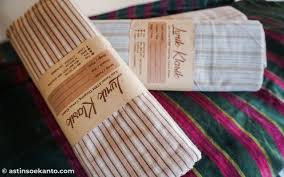 Nah, lurik sendiri juga salah satu batik yang terkenal di jawa. Ke Klaten Menguak Kisah Kain Tenun Lurik Astin Soekanto