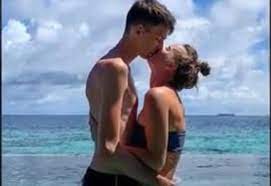 Beep bo bop ― boyfriend, friday night funkin'. What We Know About Marketa Vondrousova S Boyfriend Stepan Simek