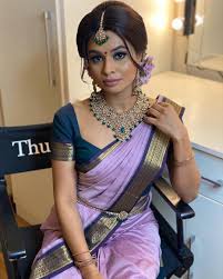 Find The Latest South Indian Silk Sarees For Wedding Online Here Keep Me Stylish Indian Wedding Wear South Indian Wedding Saree South Indian Silk Saree
