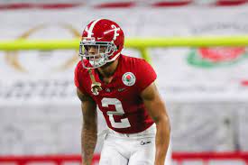 Four quarterbacks go off the board before the cincinnati bengals get it's even more interesting that kiper, who has given the bengals sewell in every one of his mocks thus far, opted for pitts this time around. Mel Kiper Mock Draft Has The Eagles Double Dipping On Defense With With Their First Two Picks Bleeding Green Nation