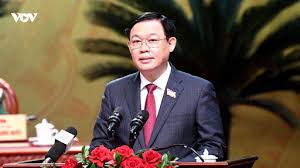 Trước cờ đỏ sao vàng thiêng liêng, trước quốc hội, trước đồng bào. Nt Pghnpebjyjm