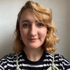 Kirsten Roberts's Instagram, Twitter & Facebook