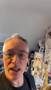 Sadly a dear friend of mine, who I've known since school, recently passed.  Today was her cremation. We shared a love of Romero's 'Dead' trilogy, and  for her 50th I painted her