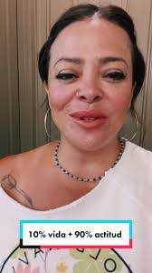 Anette Rosas's Instagram, Twitter & Facebook