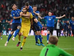 On saturday in the euro 2020 final, the italians defeated england in a penalty shootout to become the undisputed kings of the continent. Qggcwucvxaovlm