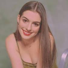 Anne Hathaway 1999.