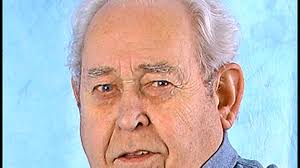 Obituary: Hoadley, Benjamin