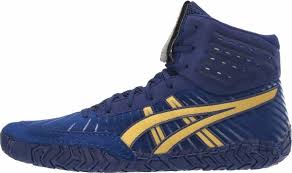 Asics Aggressor 4