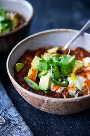 My husband's chili consists of ground beef, a packet of mccormick's (hot) chili seasoning and one can of tomato sauce. Homemade Instant Pot Chili Recipe Feasting At Home