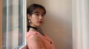 Lagu berjudul eight yang merupakan produksi hasil kolaborasi iu dan suga bts dirilis dalam bentuk digital. Lagu Iu Dan Suga Bts Rajai Chart Musik Penggemar Malah Ingat Sulli