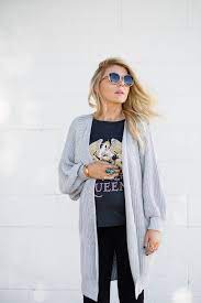 Favorite Cardigans And Band Tee Shirts With Skinny Jeans Band Shirt Outfits Band Tee Outfits Tee Shirt Outfit