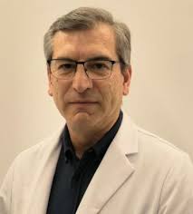 especialista en Cirugía General y del Aparato Digestivo en el Hospital  Vithas Vitoria