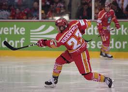 The latest stats, facts, news and notes on mathias niederberger of the los angeles kings. Abschiedsspiel Von Daniel Kreutzer Eine Deg Legende Sagt Tschuss