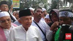 Sandiaga uno yang kini sedang maju sebagai cawapres mendampingi prabowo subianto untuk pilpres 2019, dituding bersandiwara dalam beberapa aksinya di ranah publik. Amien Rais Ulama Minta Ahok Tak Diistimewakan