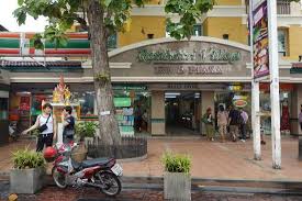 Considered to be one of the best hotels in the area. Rambuttri Picture Of Rambuttri Village Inn Plaza Bangkok Tripadvisor