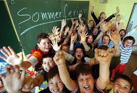 Here you will find the public holidays for berlin of the current year ( 2021 ), of the following two years ( 2022 ), ( 2023 ), as well as of the past year ( 2020 ). Public Holidays School Holidays Berlin De