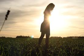 Moreover, it often carries a repressed knowledge that the object of longing might never be had again. Saudade Einfache Madchen Kostenloses Foto Auf Pixabay