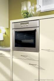 Kitchen Idea Of The Day Modern Cream Colored Kitchens By Alno Ag Love This Built In Oven Cabin Antique White Kitchen Modern Kitchen Ovens Modern Kitchen