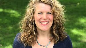 Deb White announces bid for 2nd term