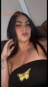 Jazmin Barron's Instagram, Twitter & Facebook