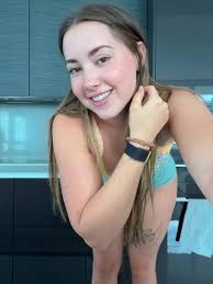 Instagram – Pineapplebrat  Alice Klomp – Nude - Photo 65 | The Fappening  Leaked Photos