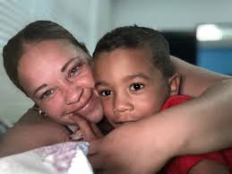 Verloofde te laat om Paarlse juffrou met seldsame siekte te groet