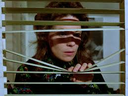 The danger of looking in Brian De Palma's Sisters