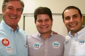 Collor reúne família para evitar resgate de denúncias de Pedro Collor